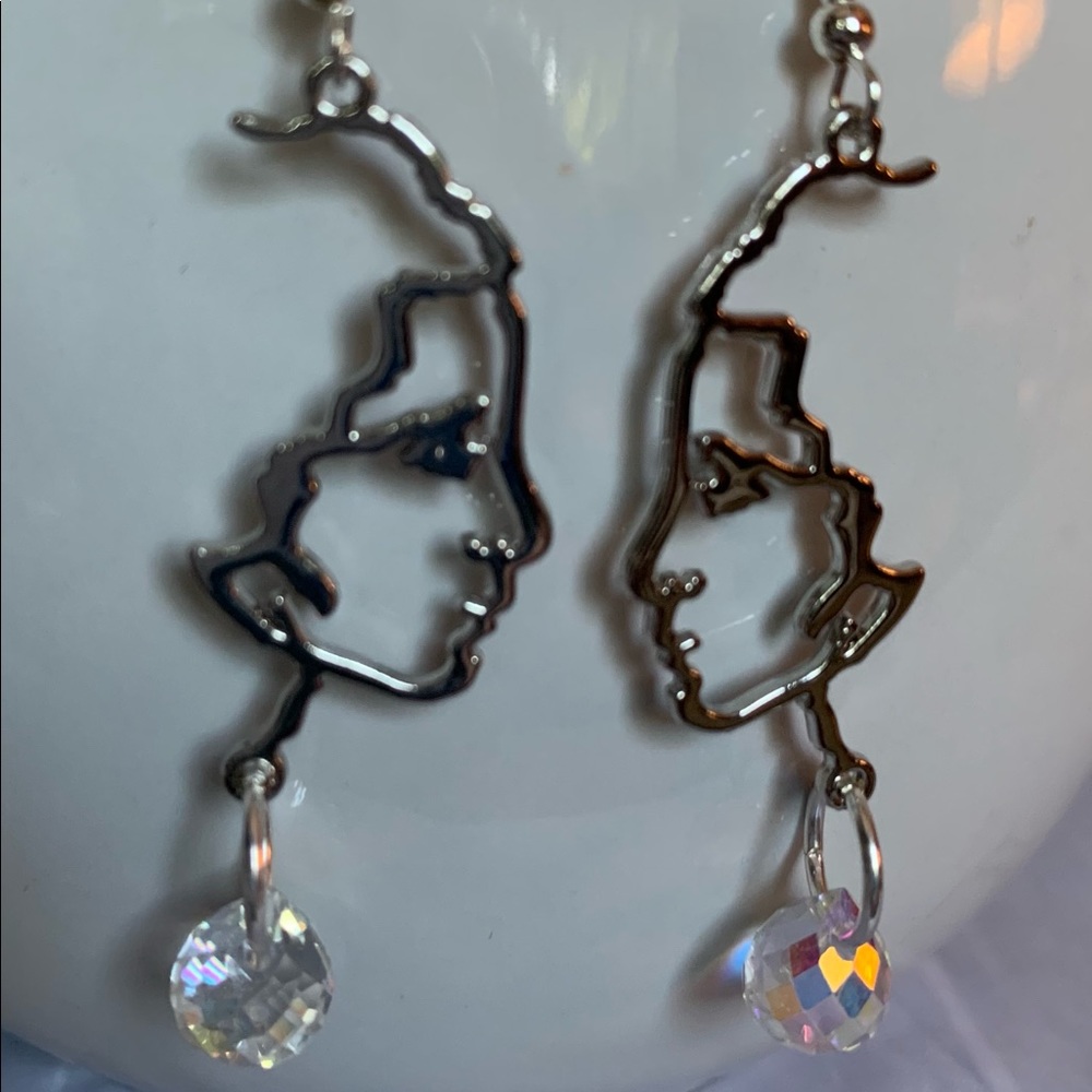 Crystal Earrings, Profile 2